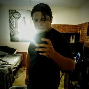 Meet your Posher, Aaron